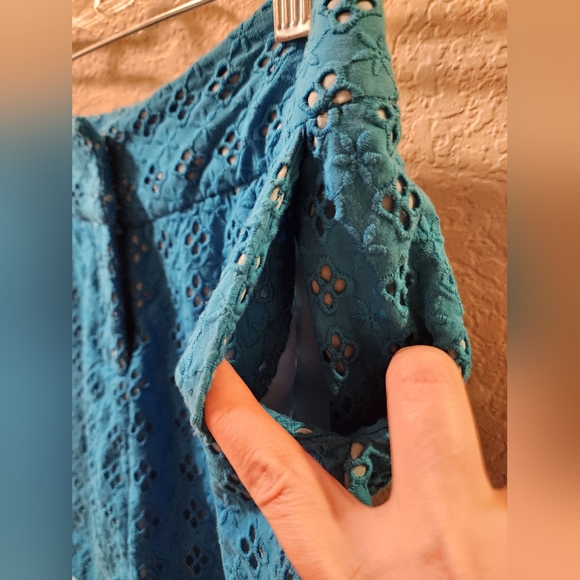 Antonio Melani Leyla Shorts Womens Deep Cerulean Blue Eyelet Lined Size 2 - Picture 3 of 7
